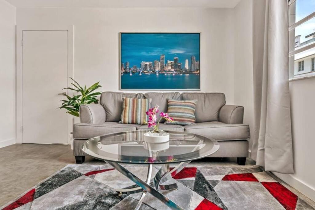 Amazing Apartment In South Beach, Ocean Drive Μαϊάμι Μπιτς Εξωτερικό φωτογραφία